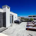Penthouse Luxury Suite