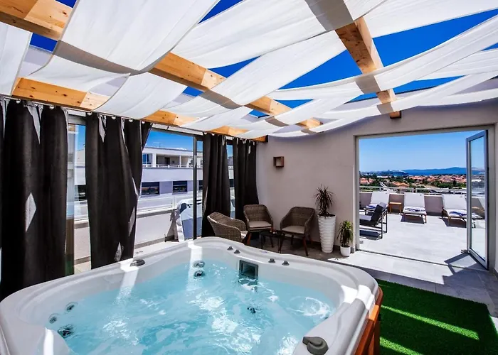 Penthouse Luxury Suite